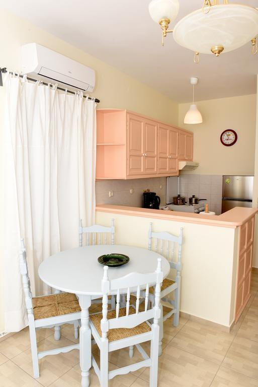 Kalogiannis Apartments 이드라 외부 사진
