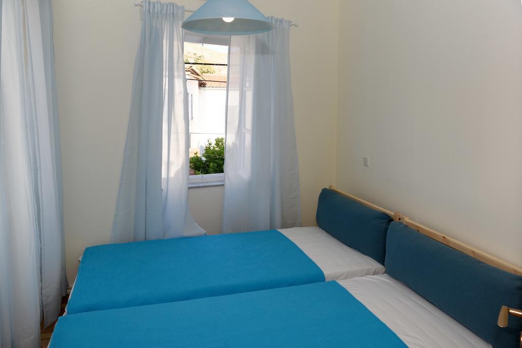 Kalogiannis Apartments 이드라 외부 사진